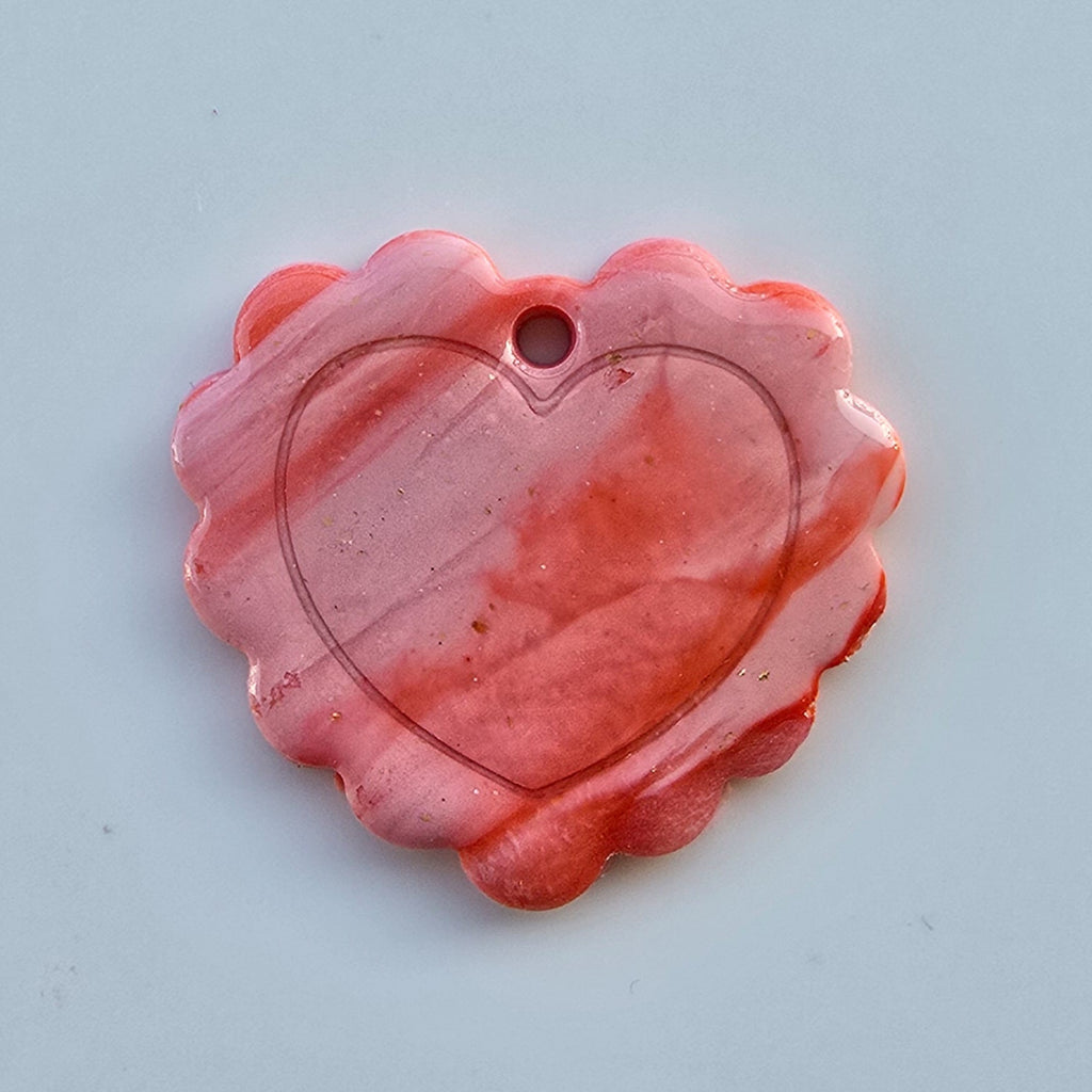 Marbled Scalopped Heart