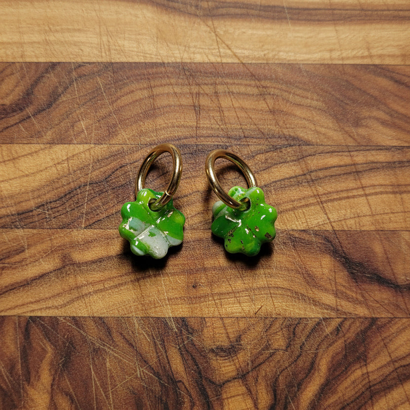 4 leaf clover - small charm